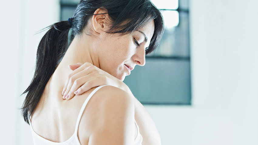 Upper Back Pain: Symptoms and Treatment